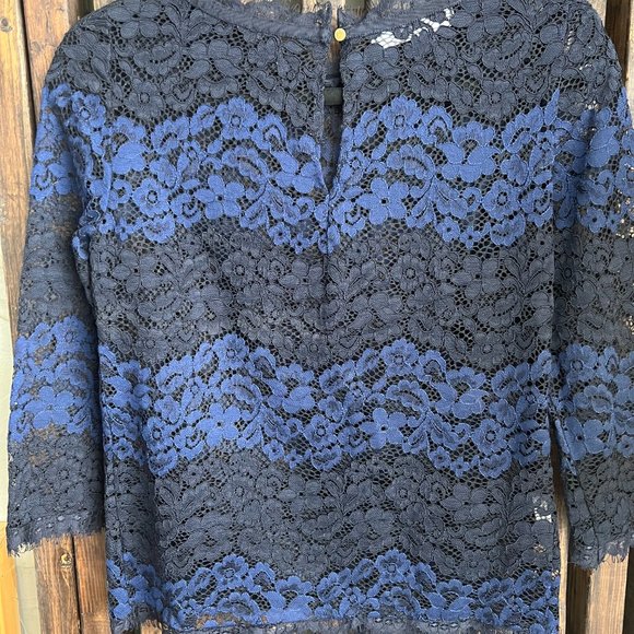 Lace top in Black & Blue (S) - Picture 6 of 9